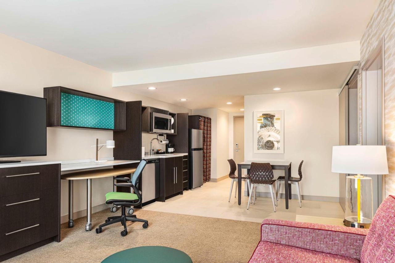 West Allis Home2 Suites By Hilton Milwaukee West מראה חיצוני תמונה
